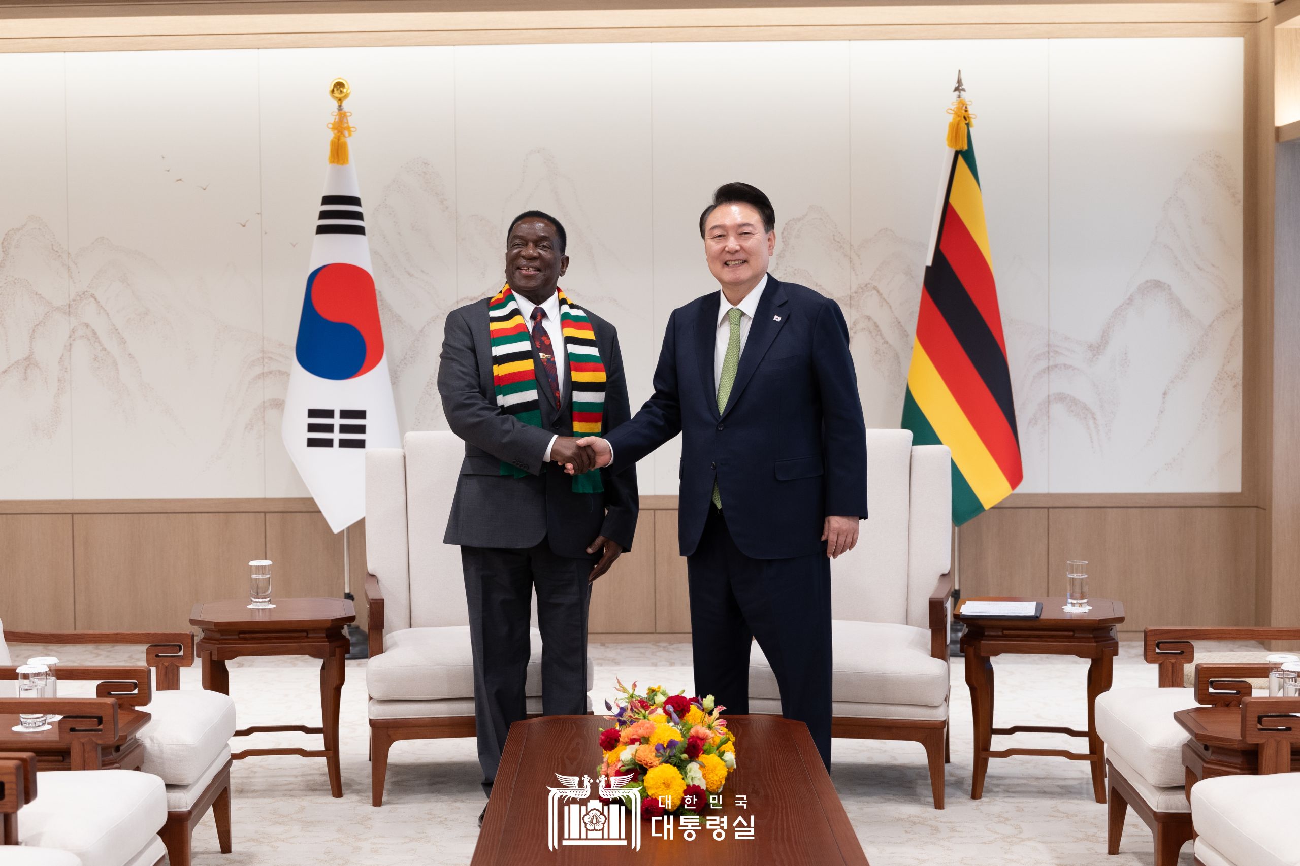 윤석열 대통령, 한-아프리카 정상회의 계기 6개 아프리카 국가 정상들과 양자 회담 개최